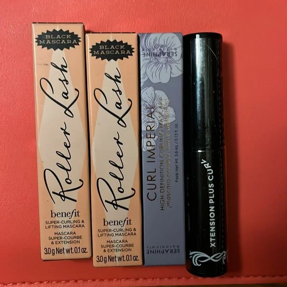 COPY - Curated Makeup Sample Bundle + Glambag! - Picture 4 of 6